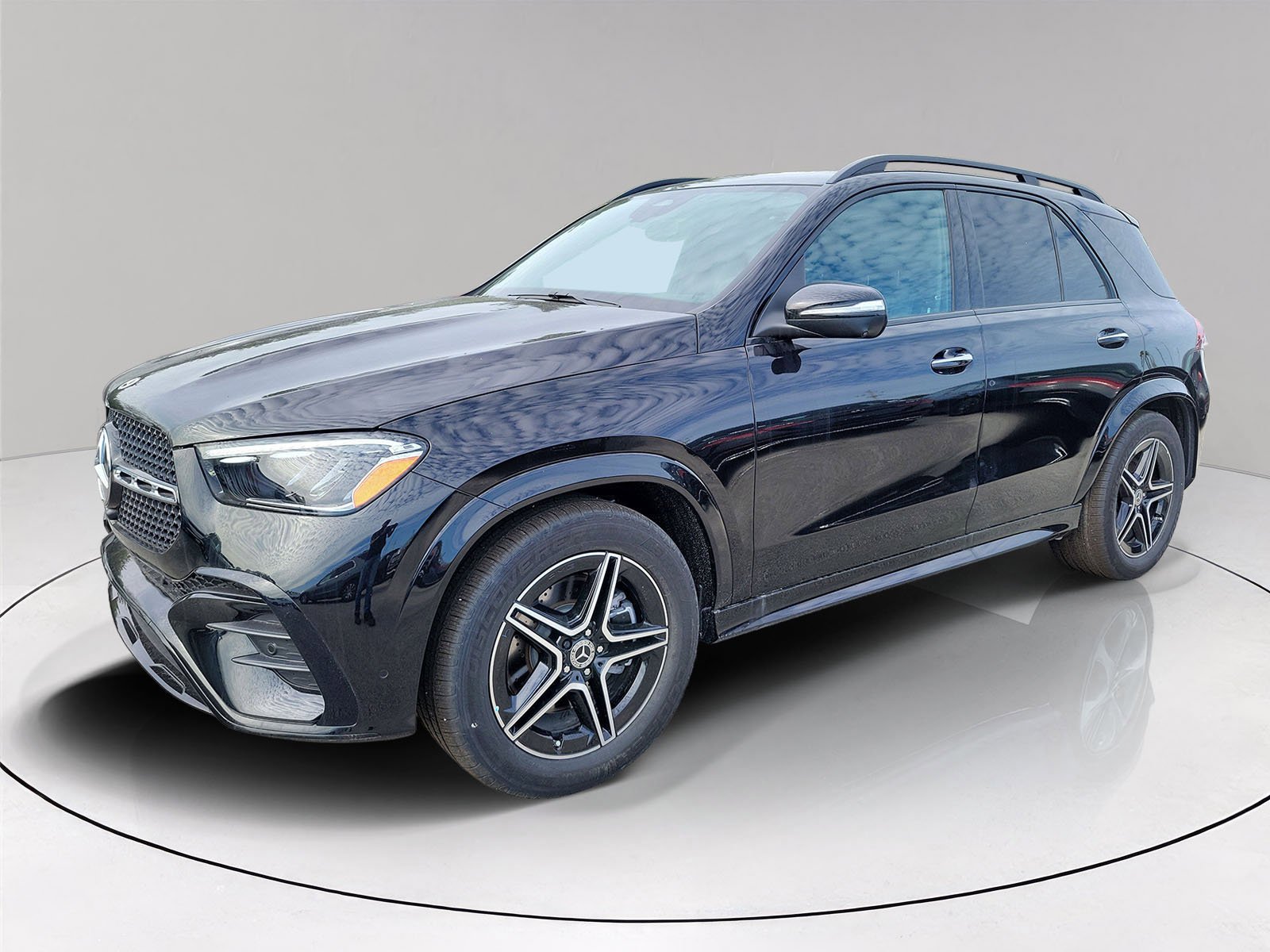 New 2026 Obsidian Black Metallic Mercedes-Benz GLE 350 image 37