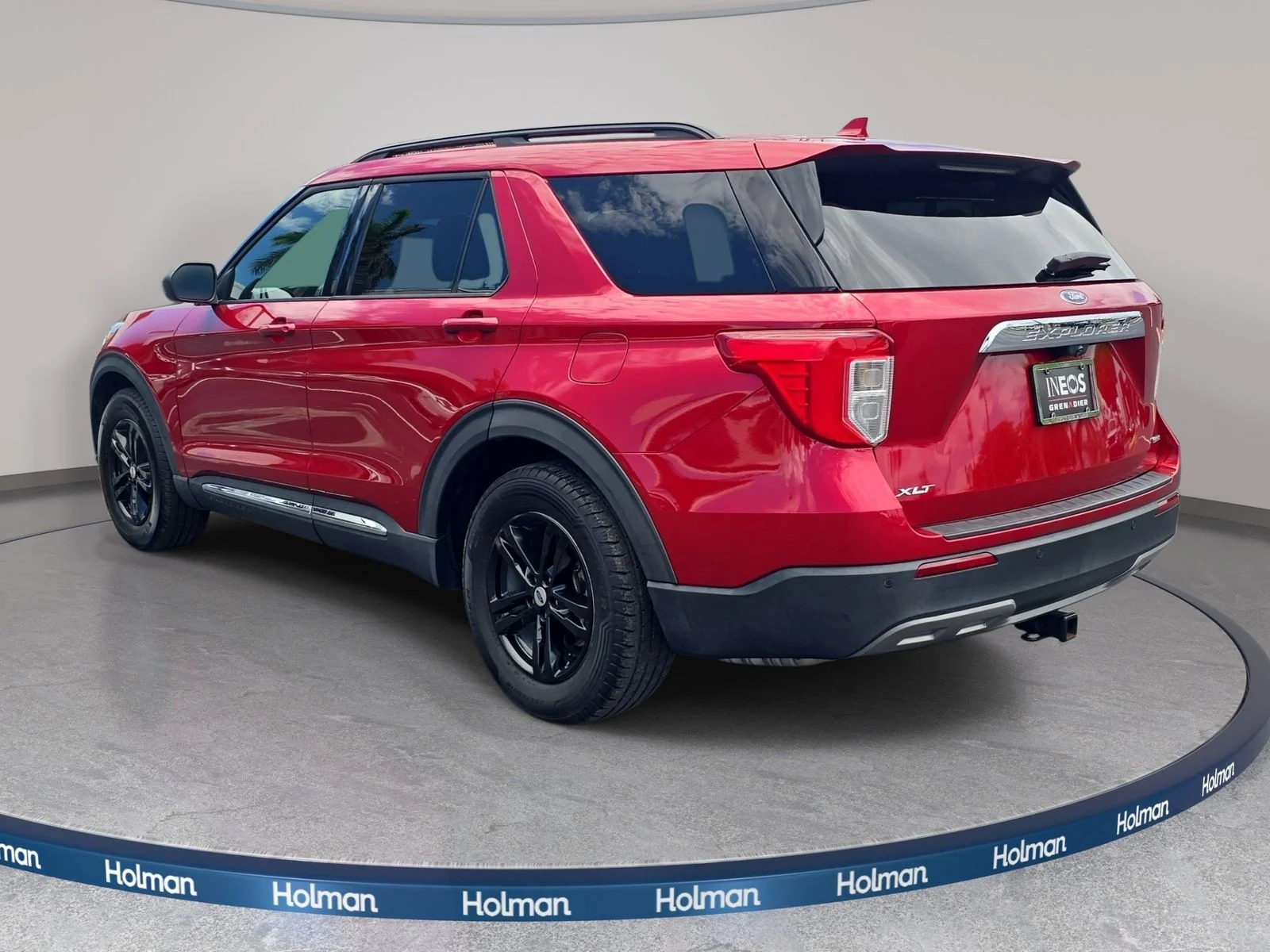 Used 2020 Red Ford XLT image 8