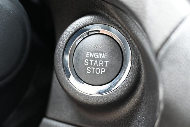 New 2026 White Subaru Onyx Edition Touring 7-Passenger image 28