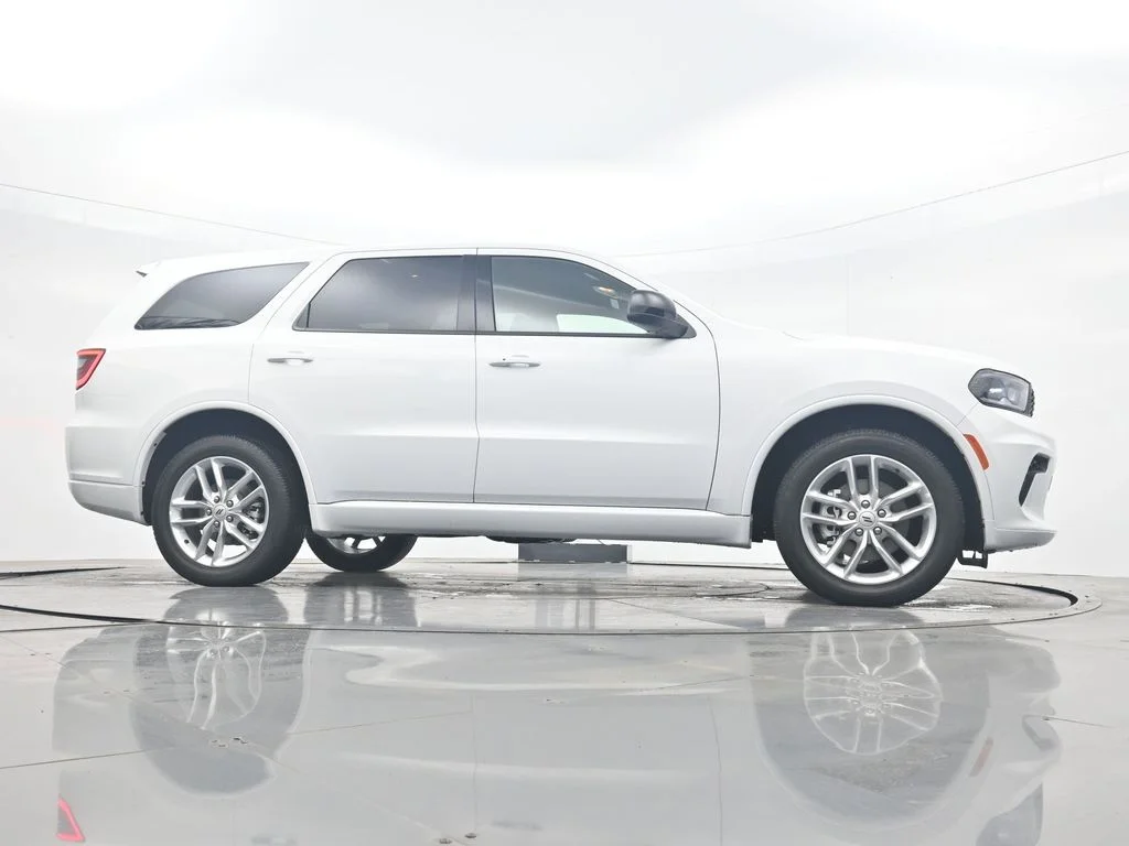 New 2026 White Knuckle Clear-Coat Exterior Paint Dodge GT image 37