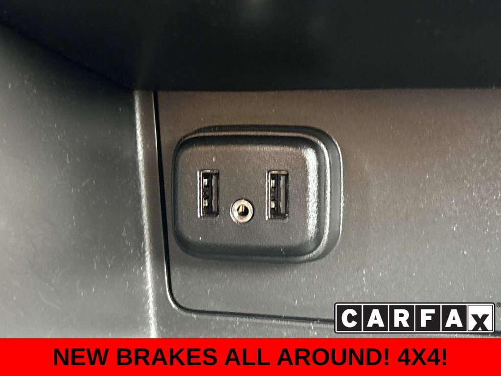 Used 2021 White Chevrolet LT image 23