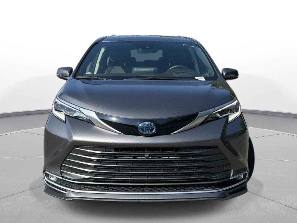 Certified Used 2023 Predawn Gray Mica Toyota Platinum image 3