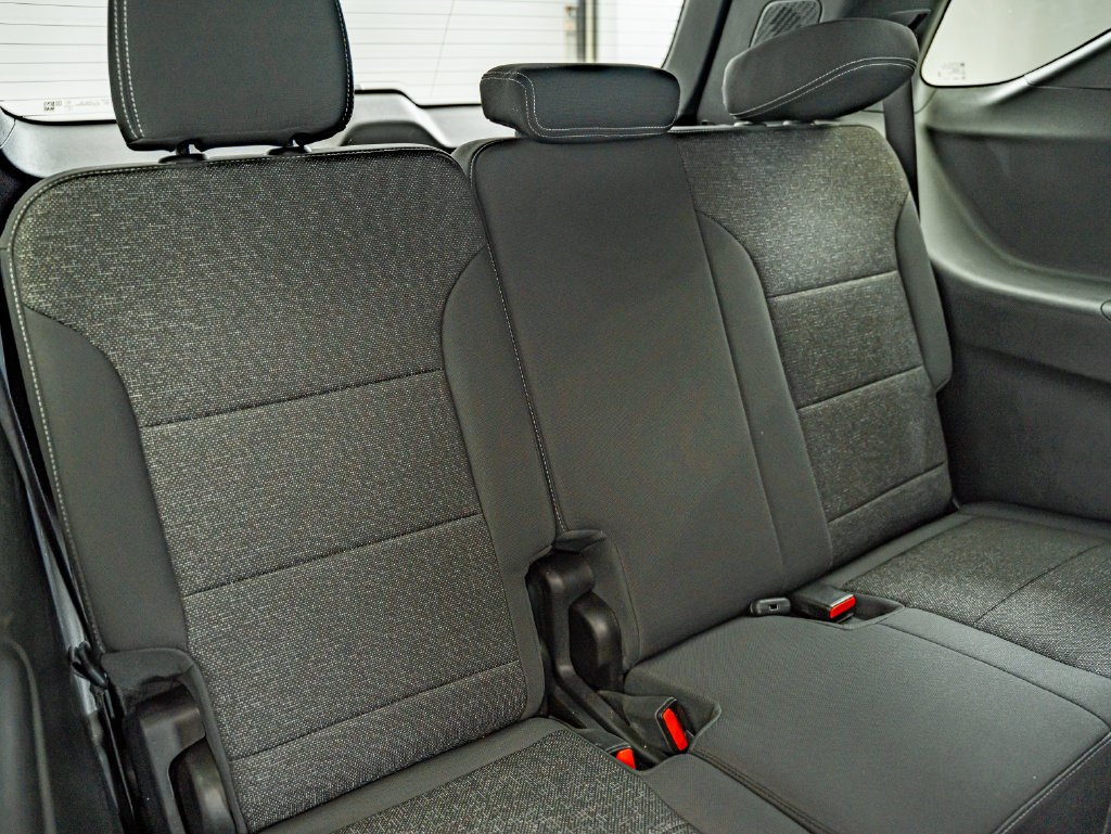 Used 2024 Summit White Chevrolet LS image 35