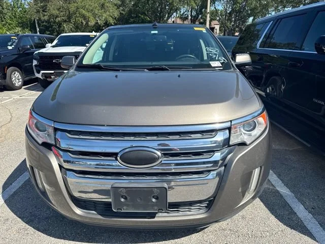 Used 2013 Black Ford SEL image 2