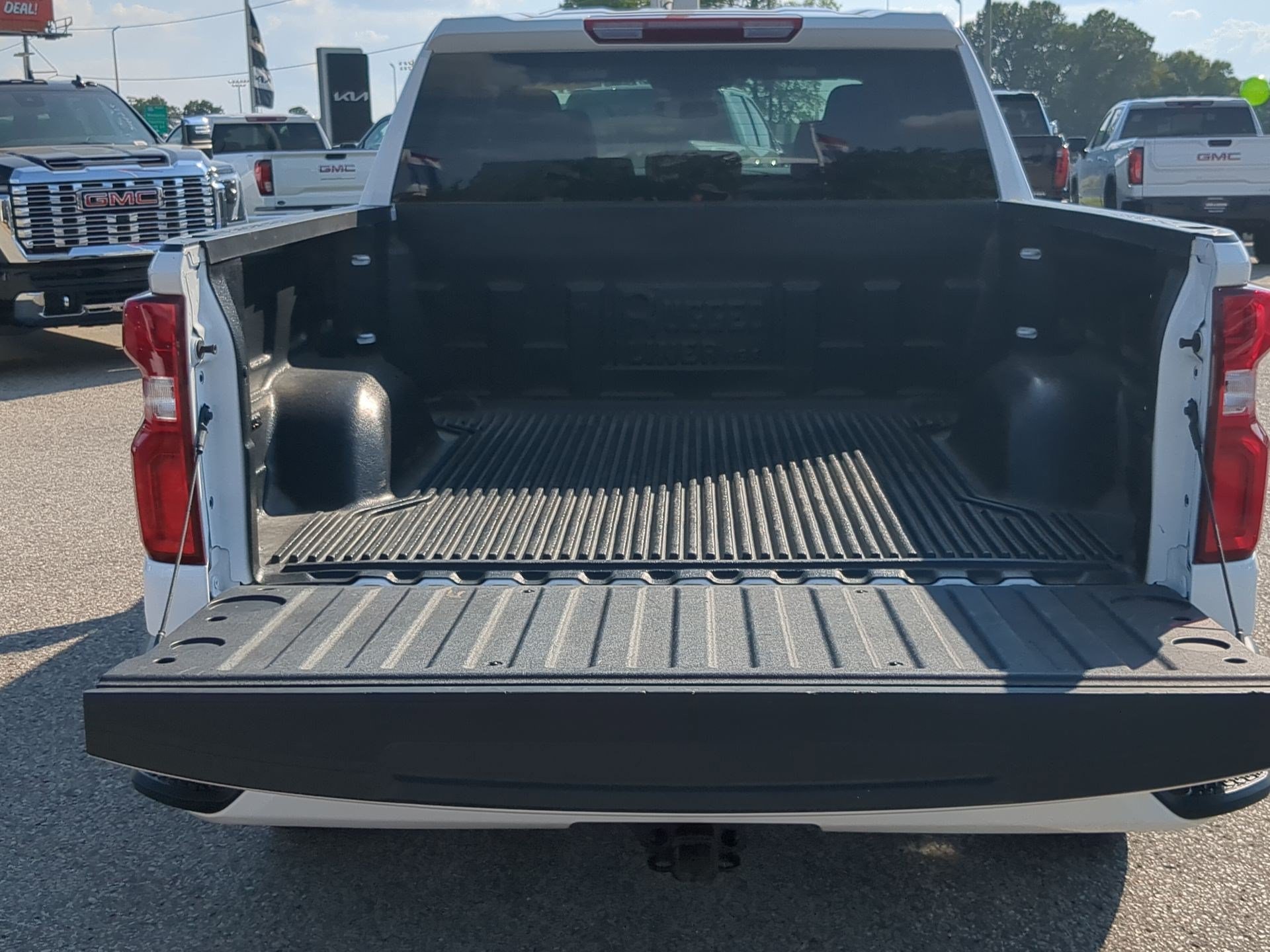 Used 2026 Summit White Chevrolet RST image 24