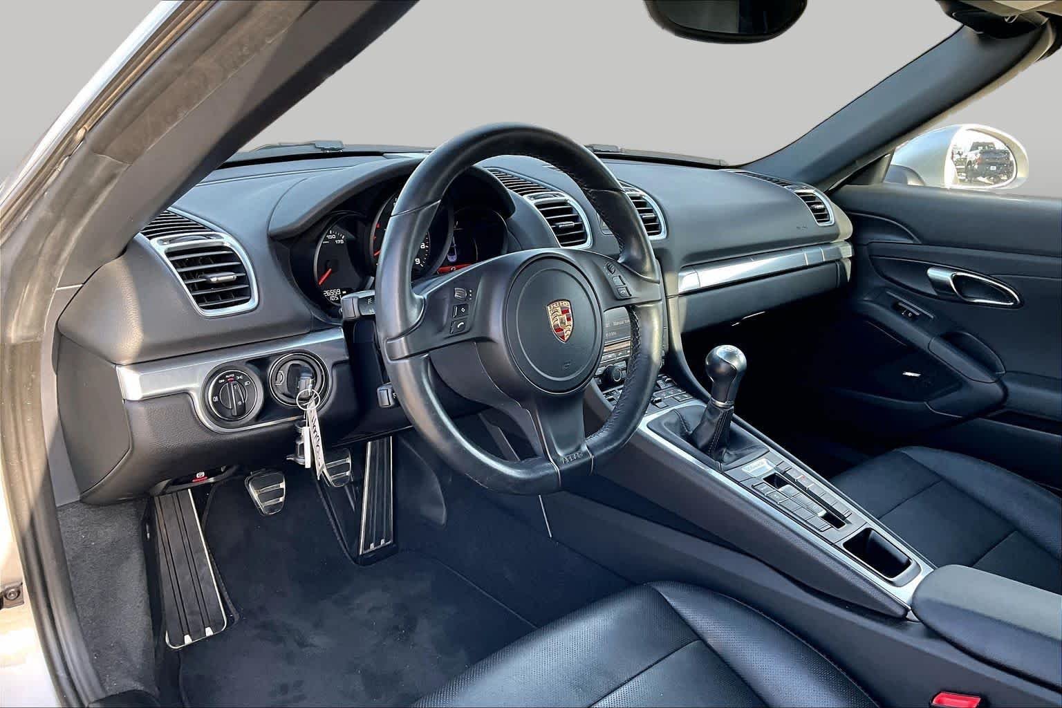 Used 2013 Platinum Silver Metallic Porsche  image 14