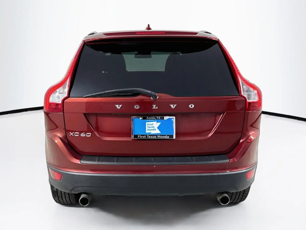 Used 2013 Red Volvo 3.2 image 6