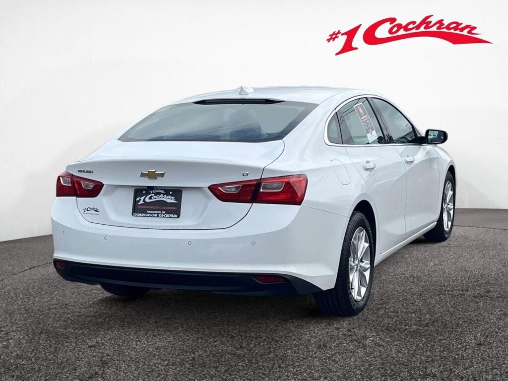 Used 2024 Summit White Chevrolet LT image 7