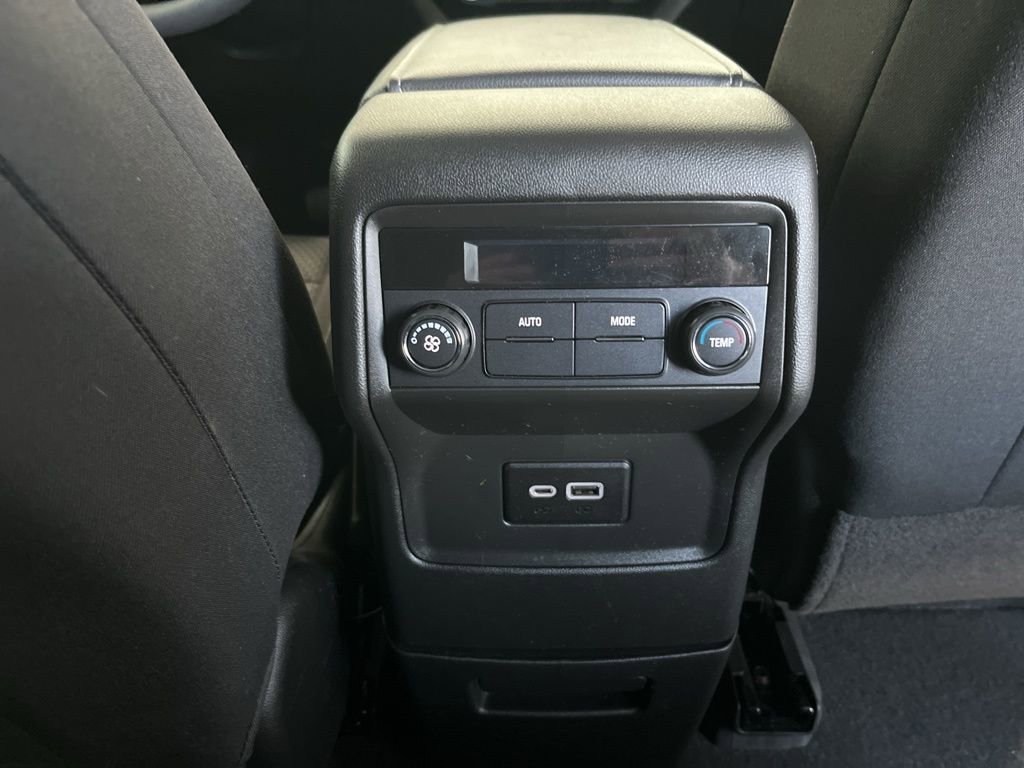 2023 GMC Acadia SLE - Photo 22