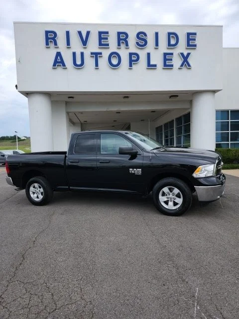 2024 RAM 1500 Classic SLT 4x4 Quad Cab 6'4's photo