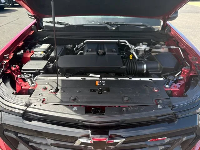 Used 2024 Radiant Red Tintcoat Chevrolet Z71 image 27