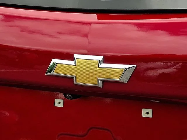 Used 2024 Radiant Red Tintcoat Chevrolet LT image 32