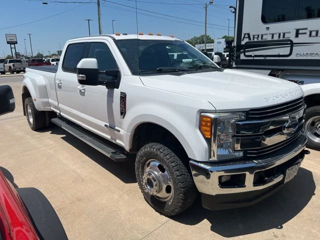 2017 Ford F-350 Lariat 4x4 Crew Cab 8' Box DRW's photo