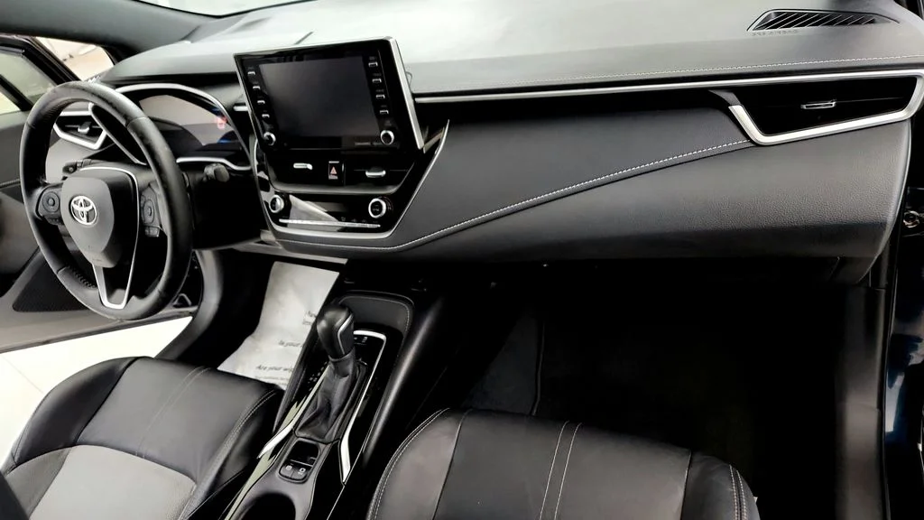 Used 2019 Blue Toyota SE image 16