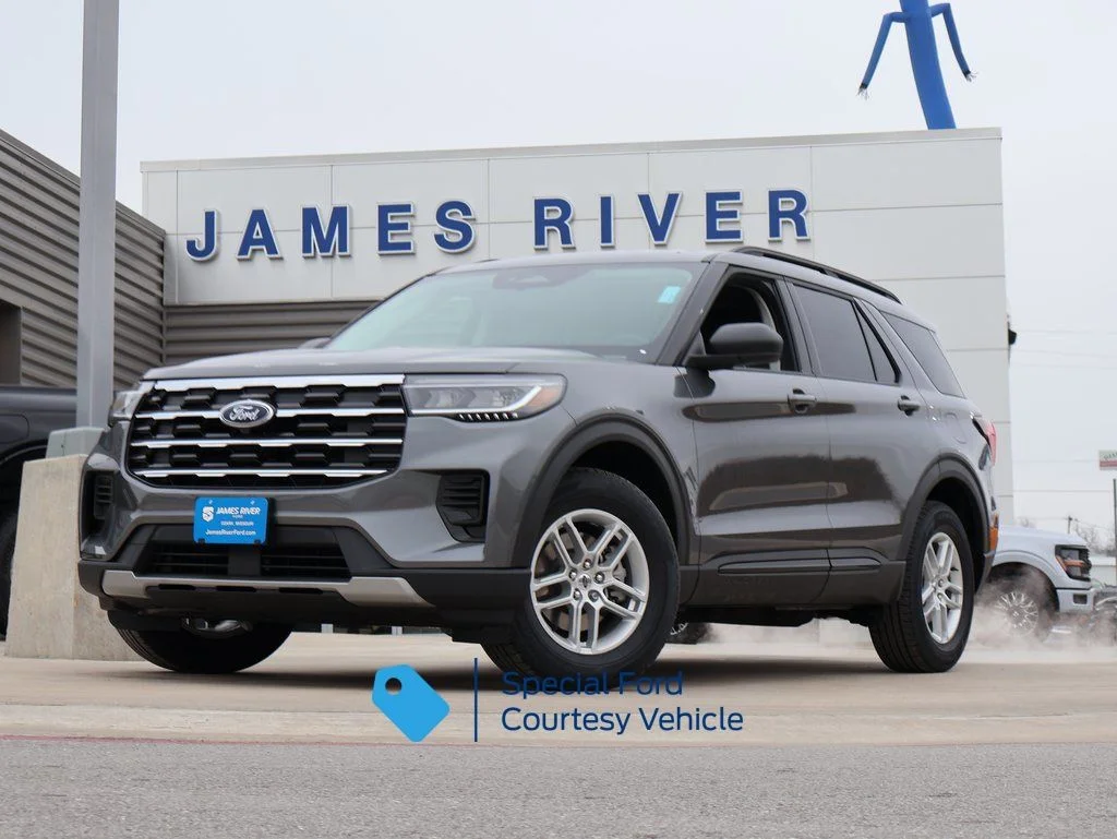 2026 Ford Explorer Active 4WD's photo