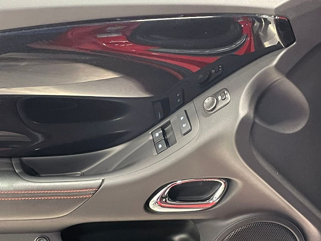 Used 2015 Red Chevrolet SS image 74