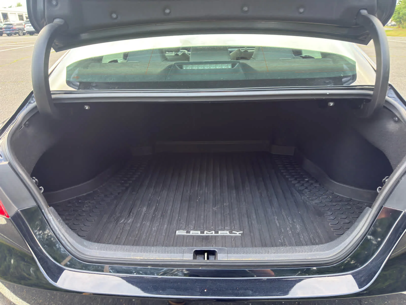 Used 2022 Midnight Black Metallic Toyota SE image 11