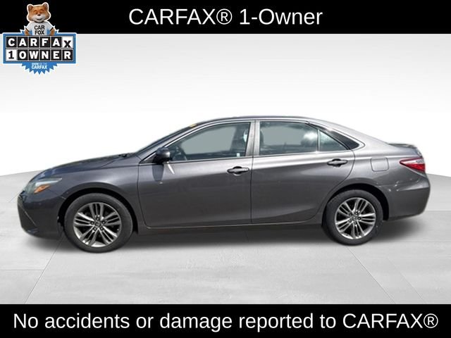 Used 2016 Gray Toyota SE image 3