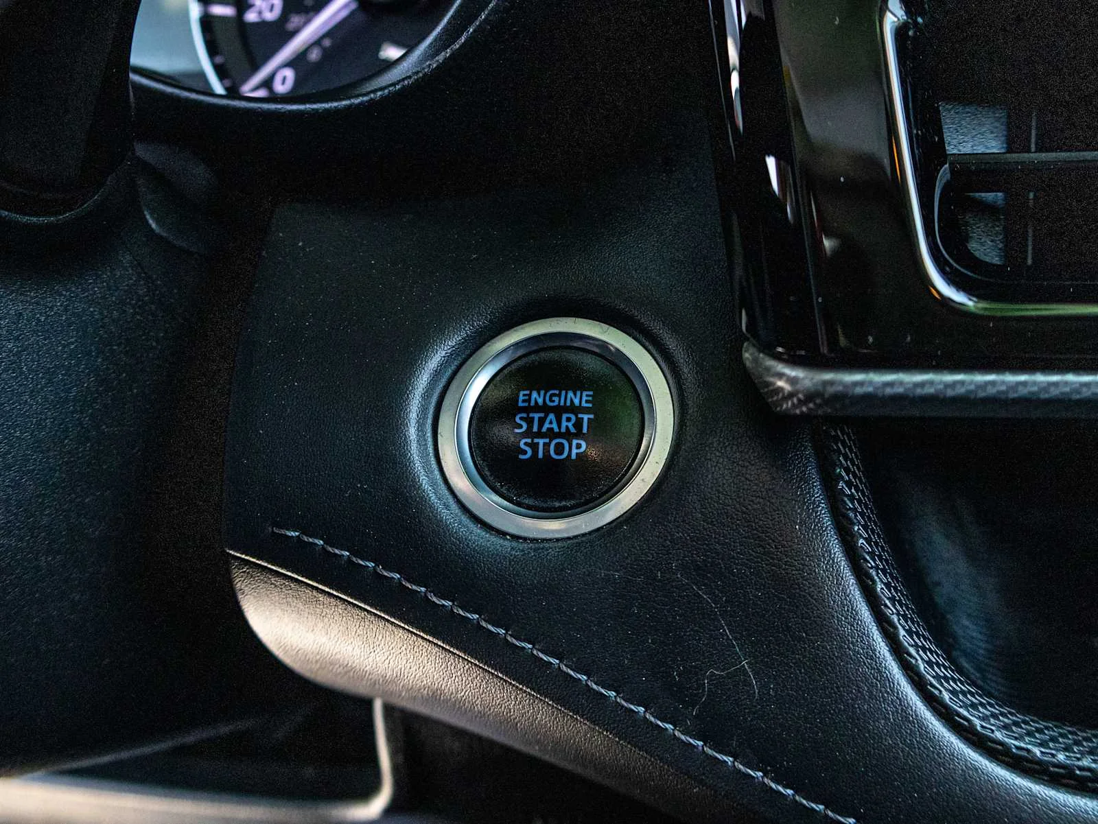 Certified Used 2021 Moon Dust Toyota Platinum image 40