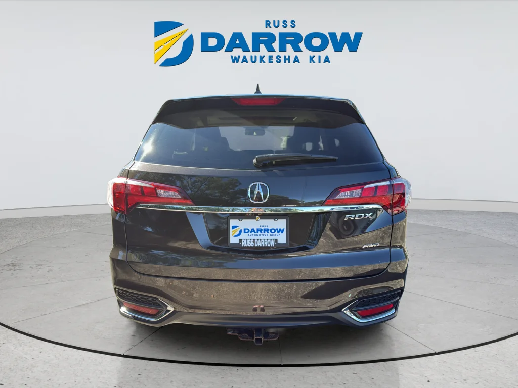Used 2017  Acura Technology Package image 4