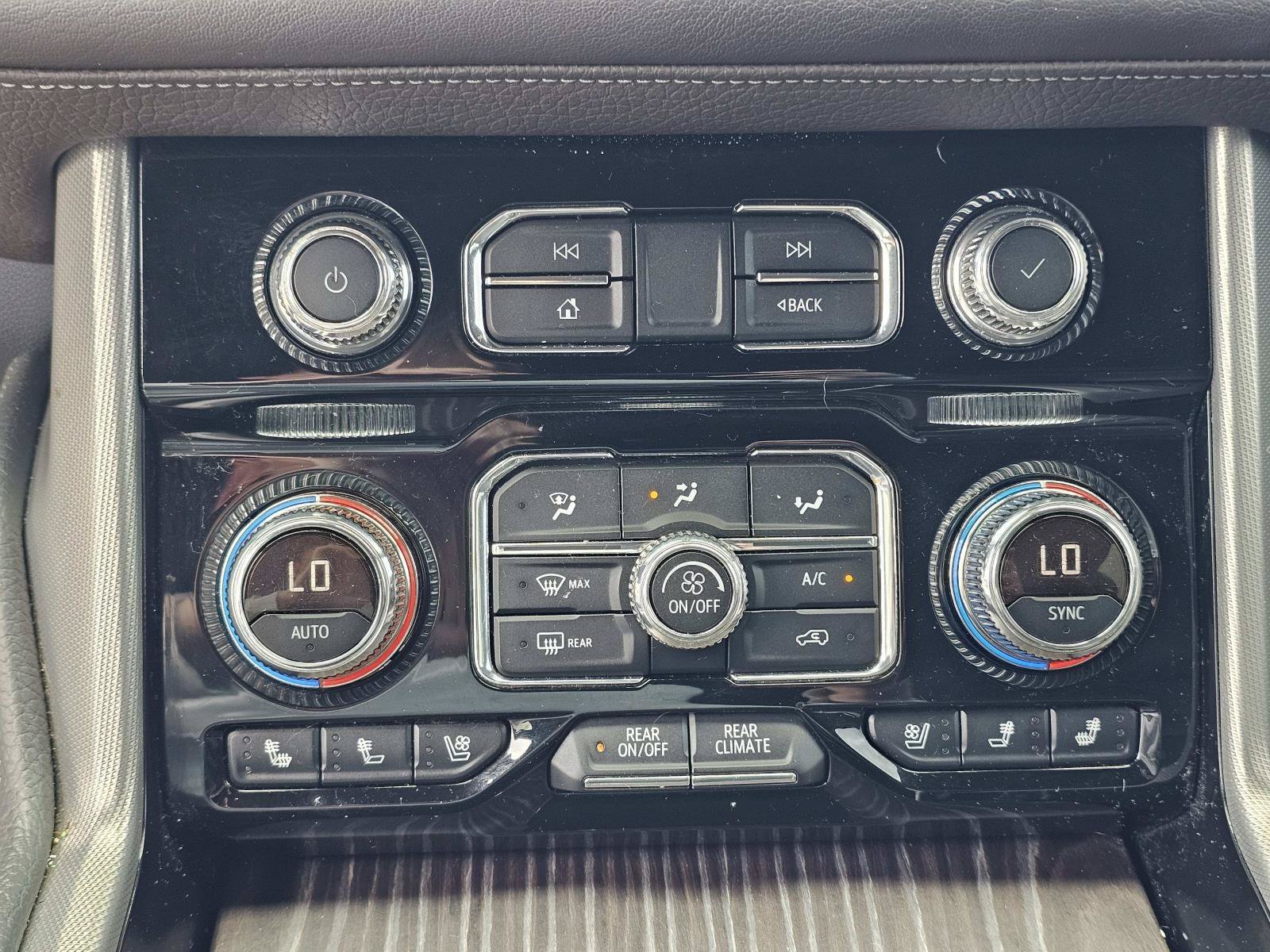 2021 GMC Yukon XL Denali - Photo 27