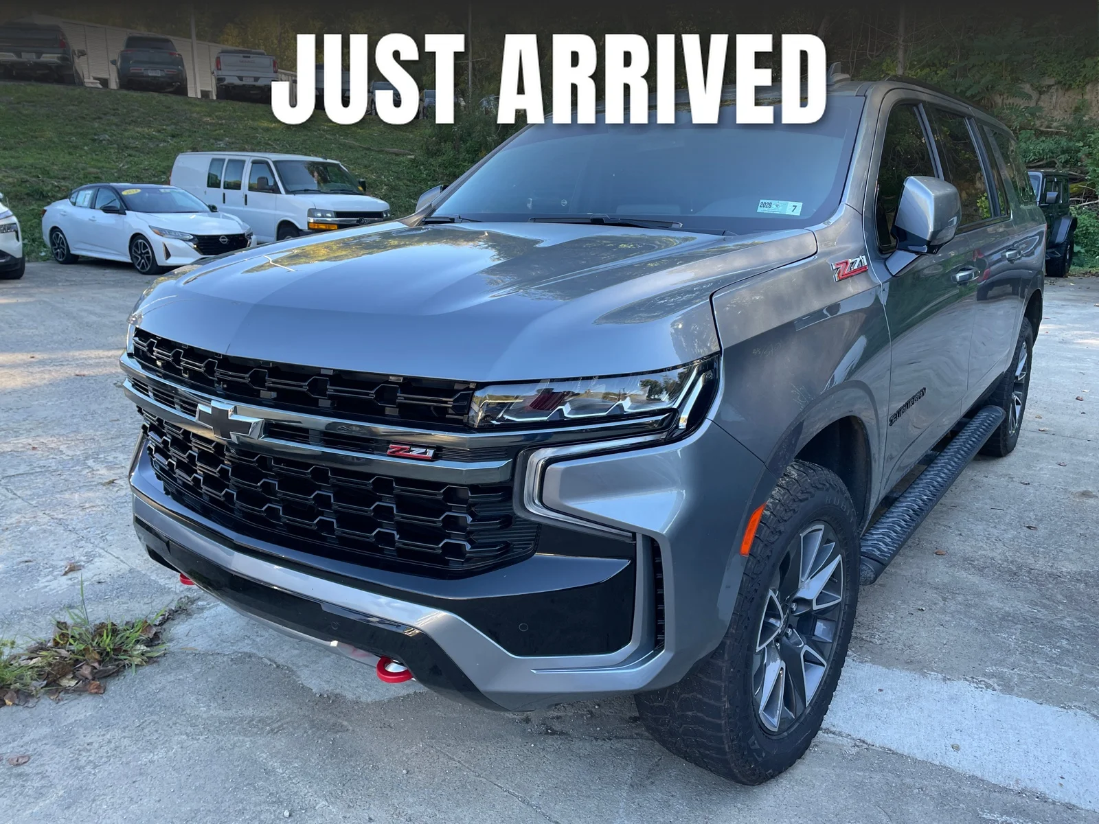 Used 2022 Satin Steel Metallic Chevrolet Z71 image 1
