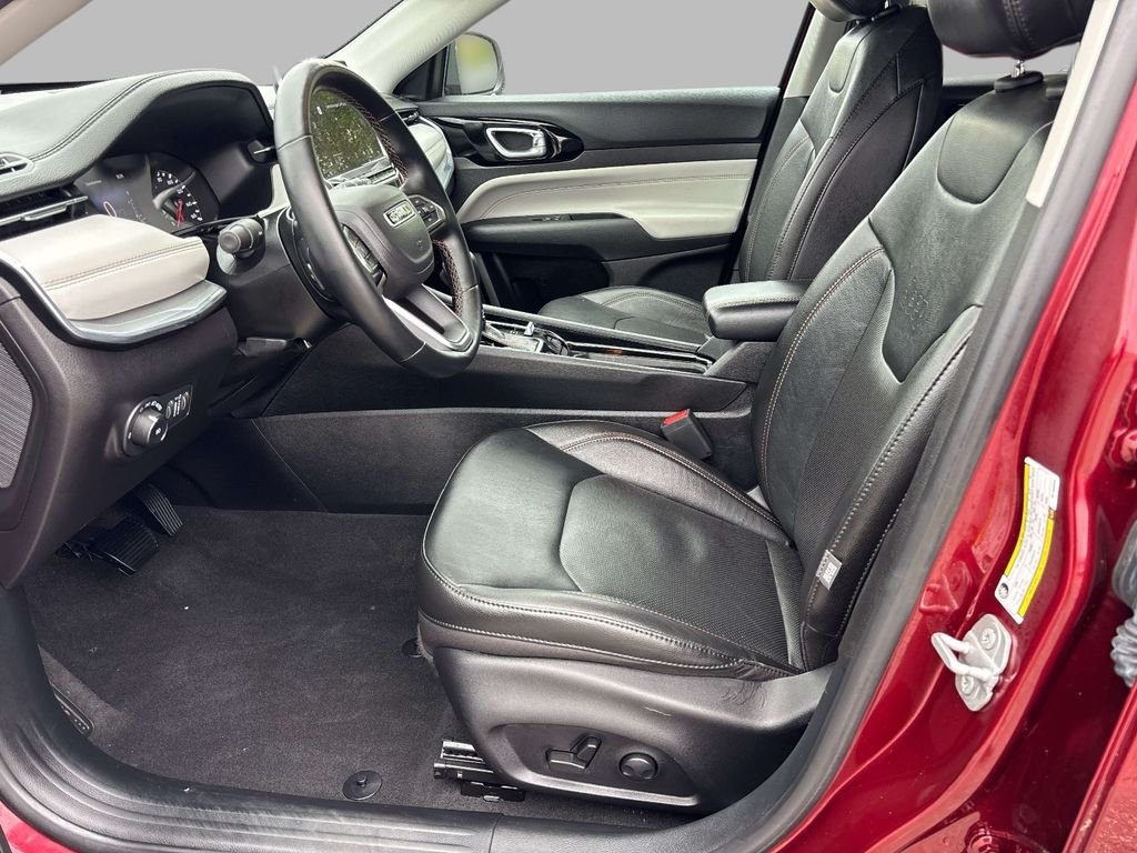 Used 2022 Red Jeep Limited image 12
