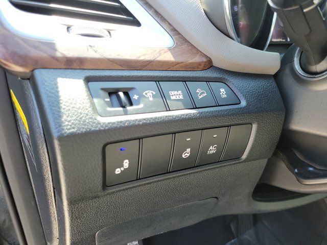 2017 Hyundai Santa Fe SE Ultimate - Photo 22