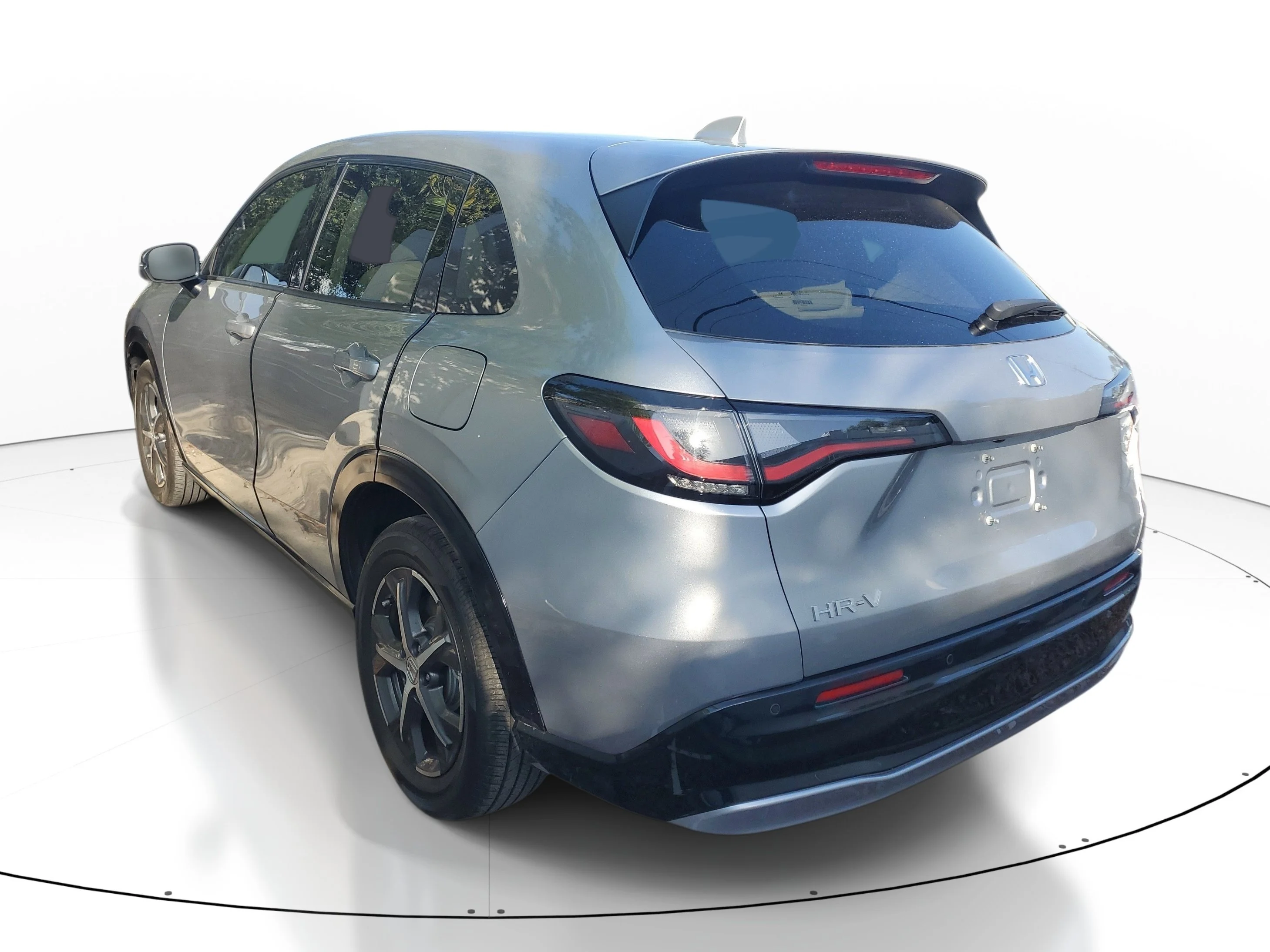 Used 2024 Silver Honda EX-L image 6