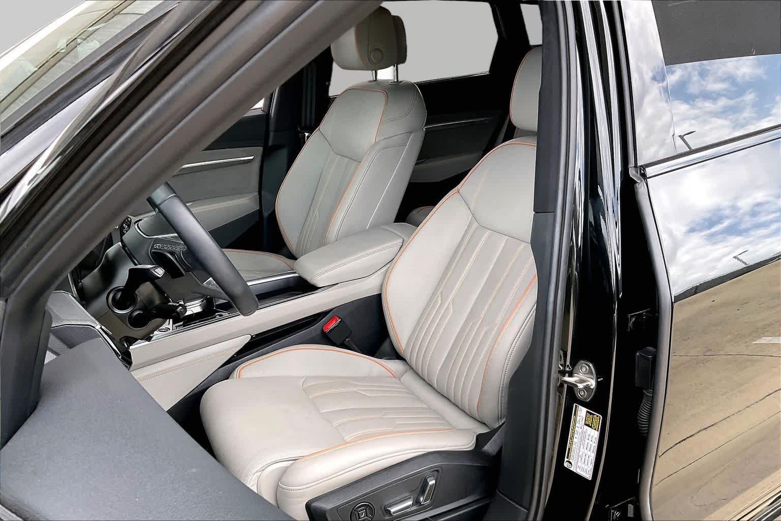 Used 2024 Mythos Black Metallic Audi Prestige image 7