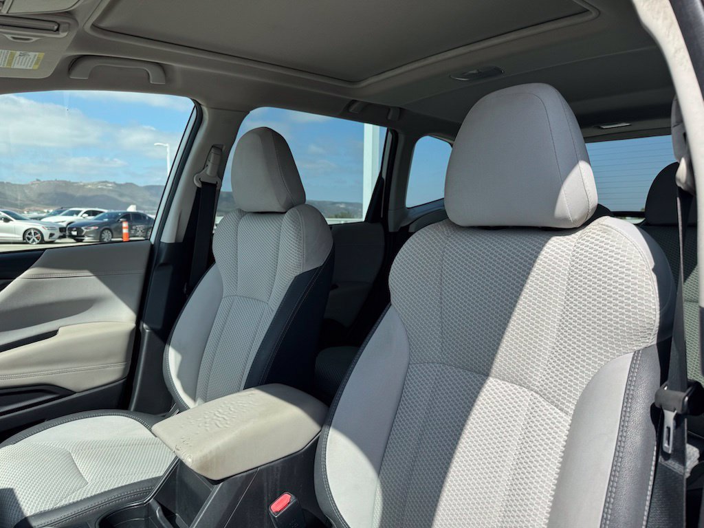 Used 2020 Crystal White Pearl Subaru Premium image 17