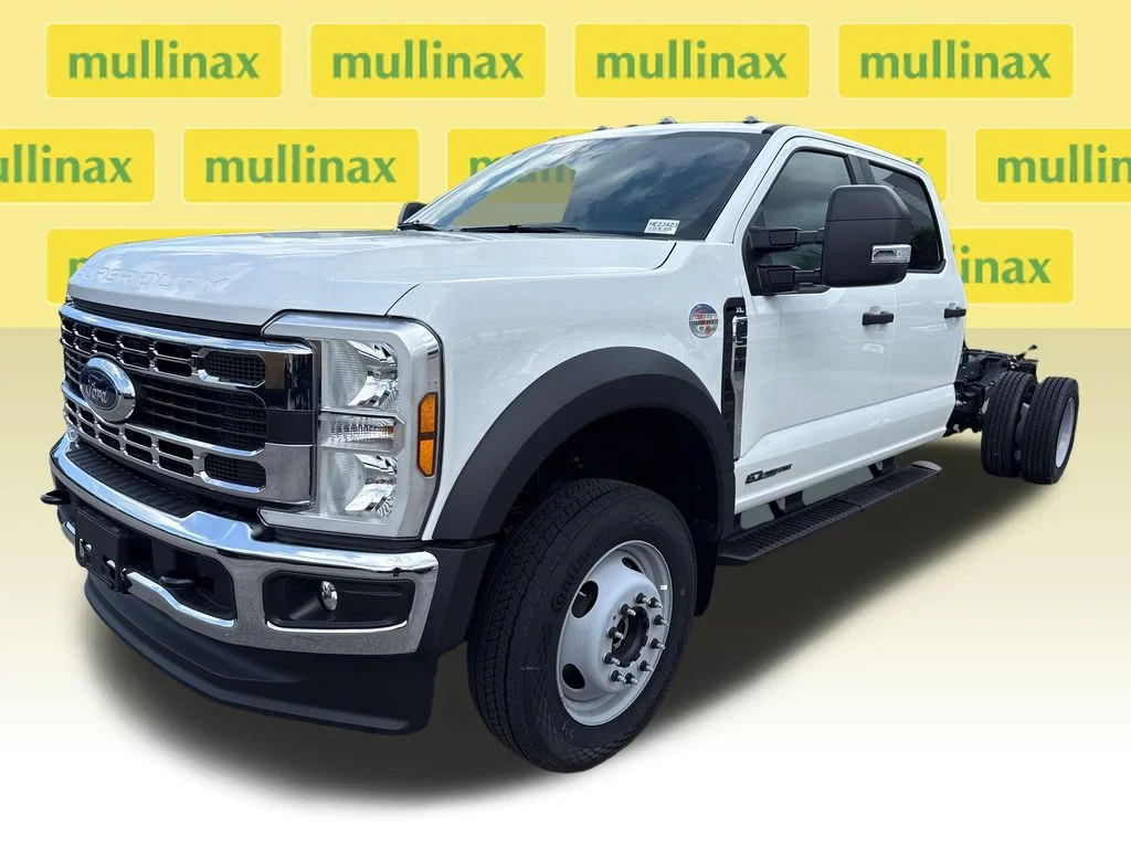 2026 Ford F-550 Super Duty Chassis Cab XL - Photo 16