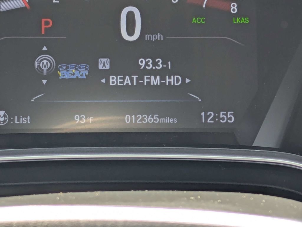 Used 2022 White Honda EX-L image 32