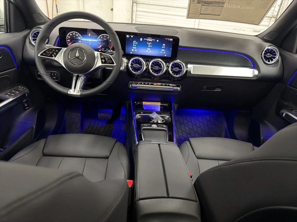Used 2026 White Mercedes-Benz GLB 250 image 21