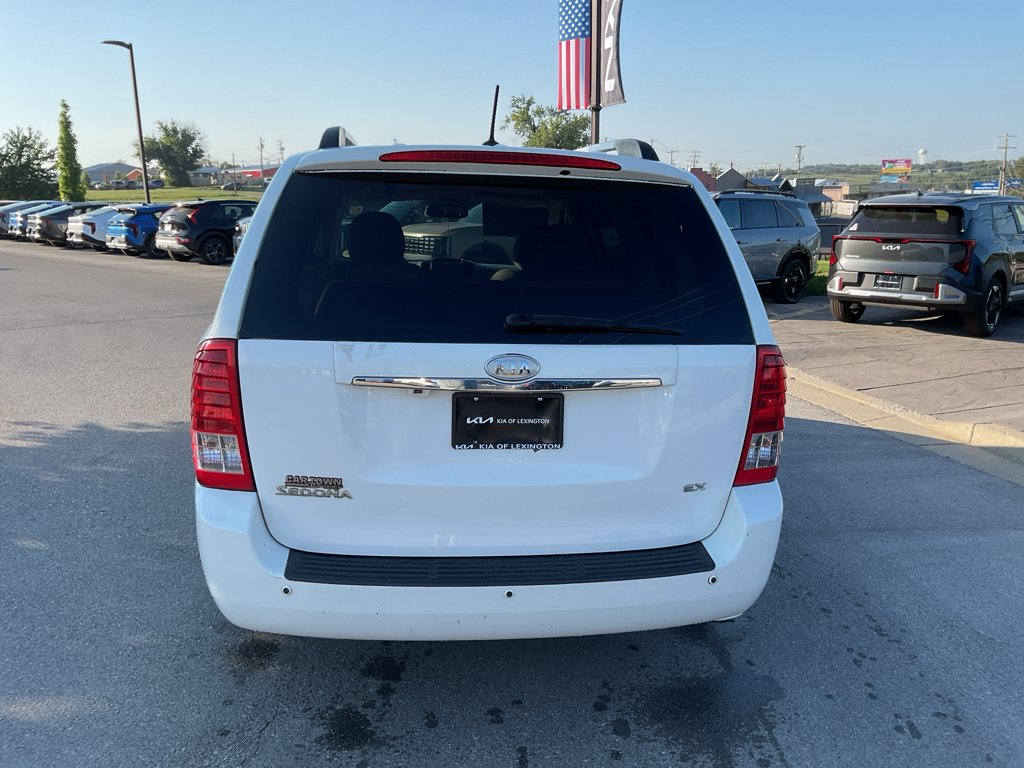 Used 2012 White Kia EX image 7