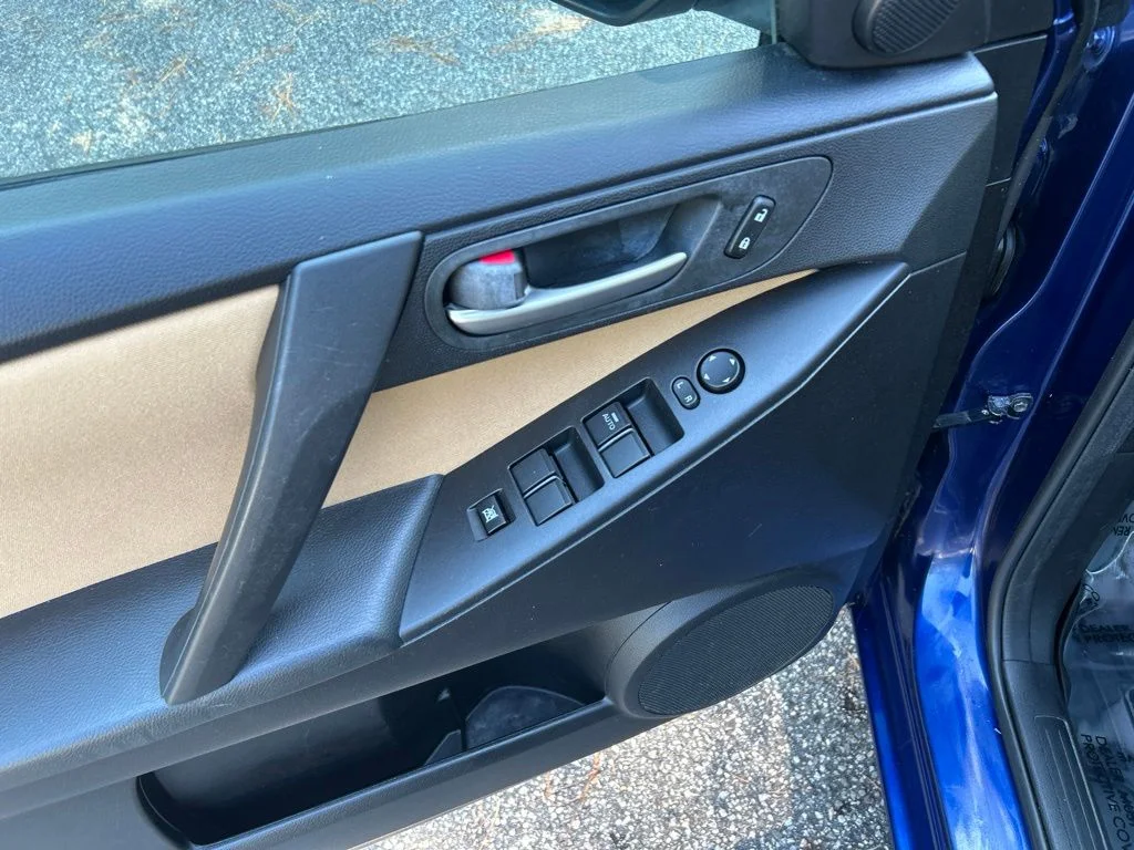 Used 2012 Blue Mazda i Touring image 15