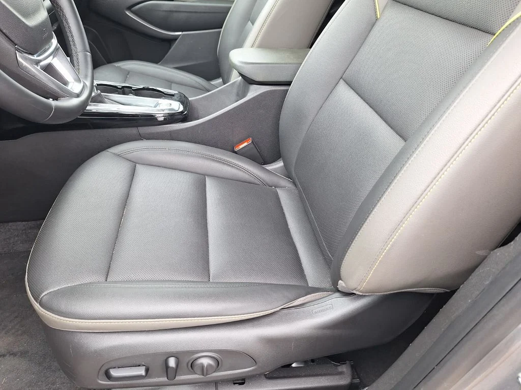Used 2024 Gray Chevrolet ACTIV image 10