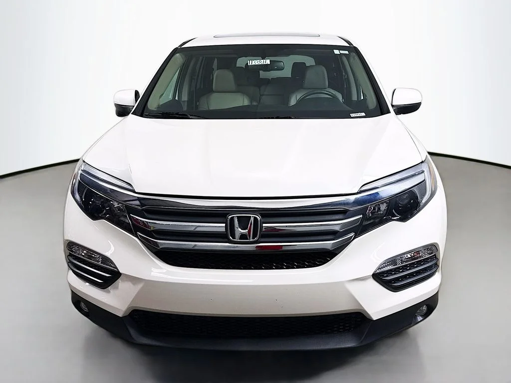 Used 2017 White Diamond Pearl Honda EX-L image 2