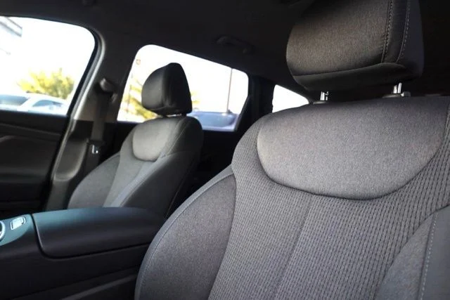 Used 2023 Black Hyundai SEL image 21