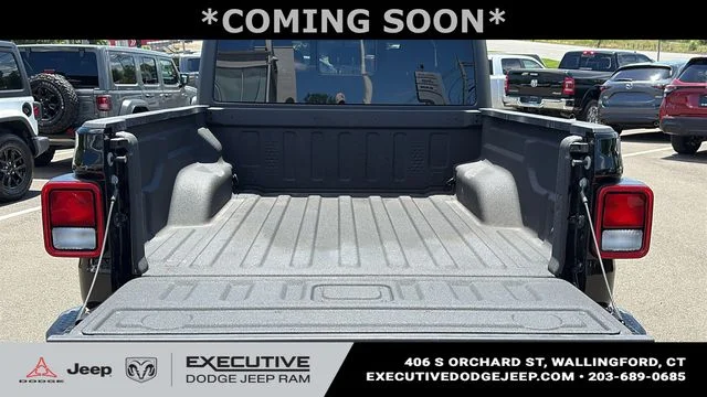 Used 2022 Black Jeep Sport image 23