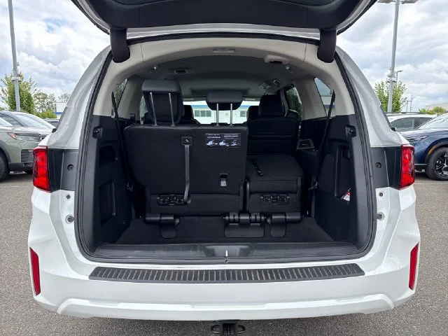 New 2026 Platinum White Pearl Honda EX-L image 13