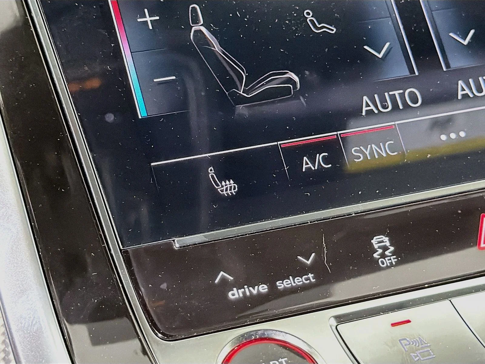 New 2026 White Audi 4.0T Premium Plus image 21