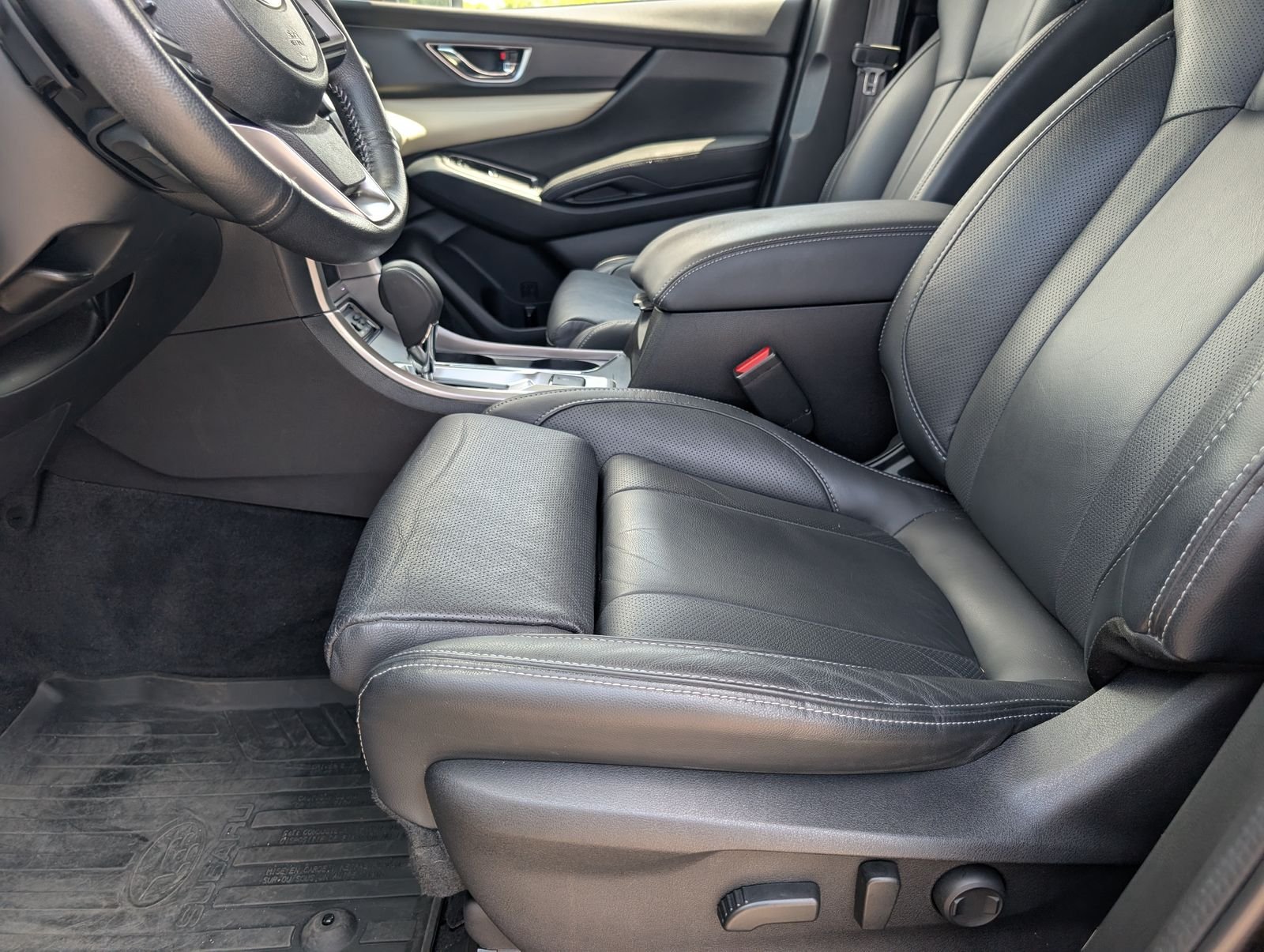 Used 2022 Black Subaru Limited image 6