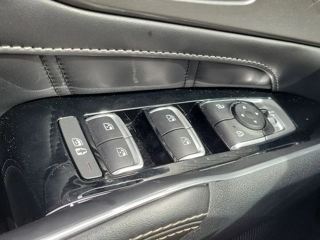 Certified Used 2022 Gray Kia SX image 19