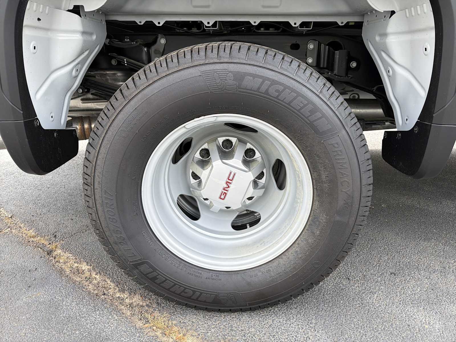 2026 GMC Sierra 3500HD Pro - Photo 15