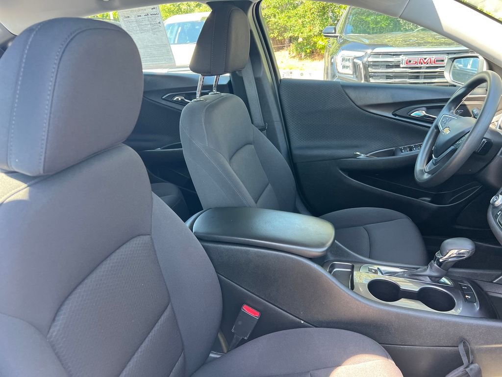 Used 2023 Summit White Chevrolet LS image 28