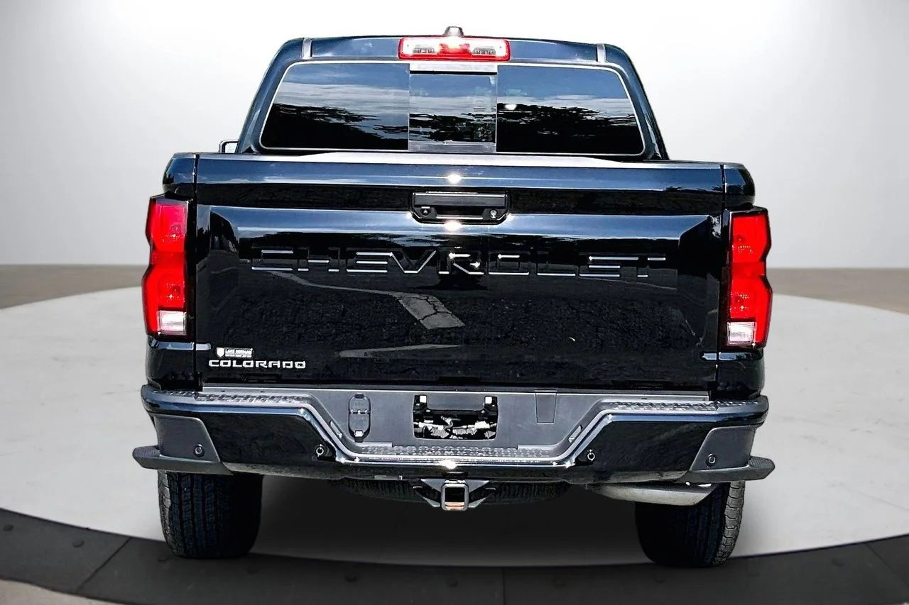 Certified Used 2025 Black Chevrolet Z71 image 8