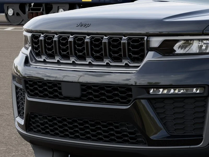 New 2027 High-Gloss Black Paint Jeep Limited image 29