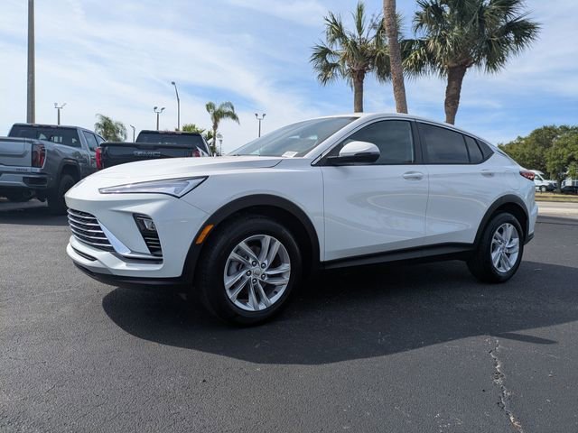 New 2026 Summit White Buick Preferred image 8