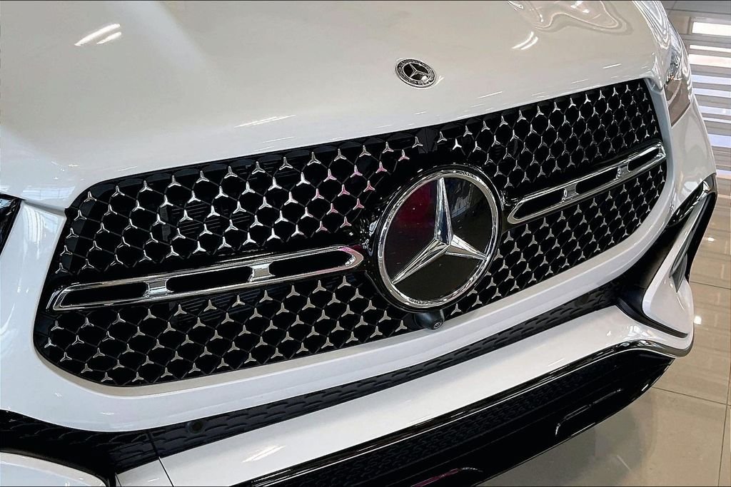 Certified Used 2026 White Mercedes-Benz GLE 450 Coupe image 30